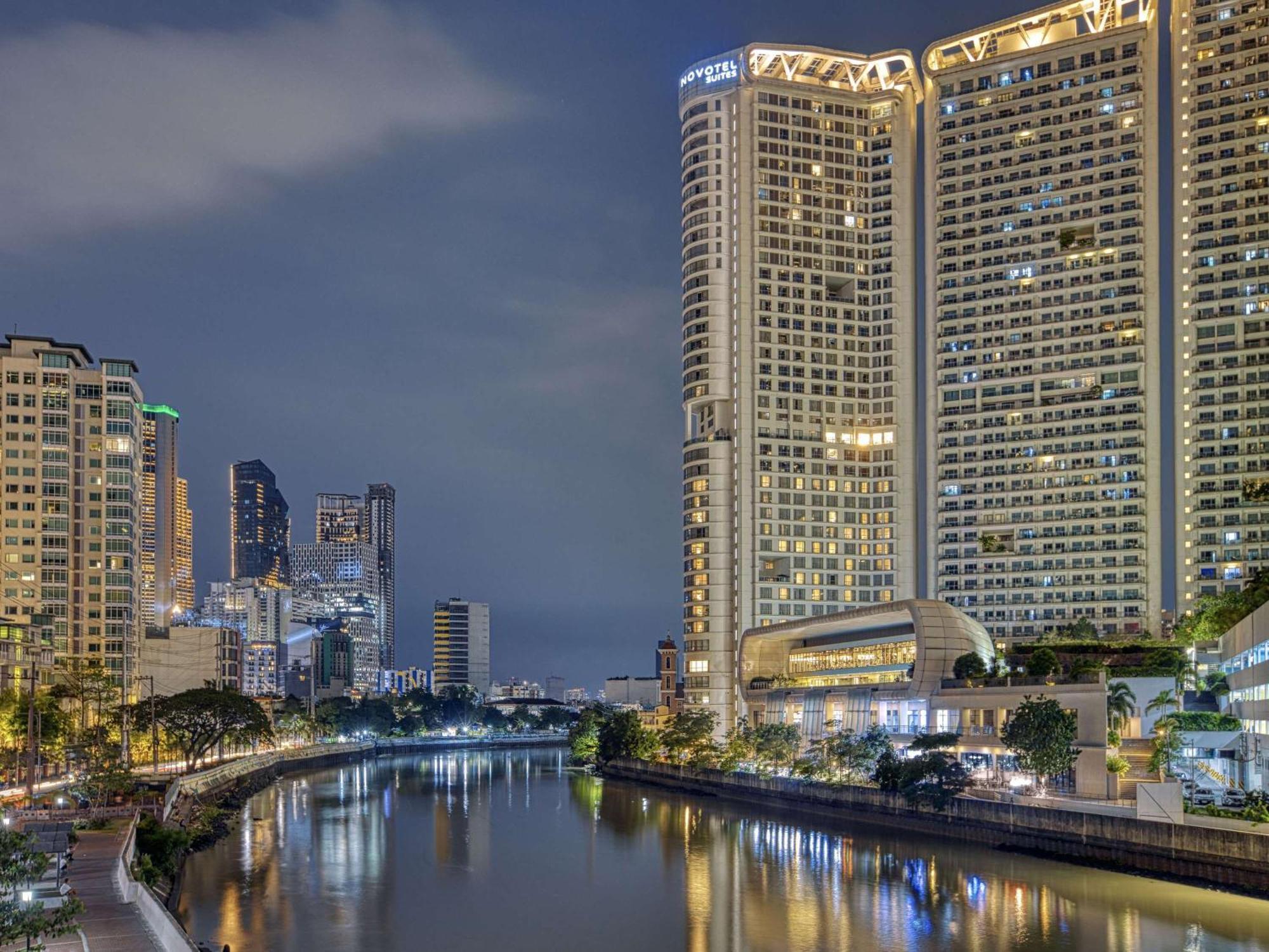 Novotel Suites Manila At Acqua Mandaluyong Exteriér fotografie