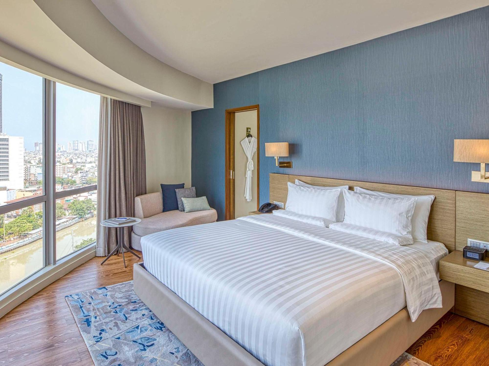 Novotel Suites Manila At Acqua Mandaluyong Exteriér fotografie