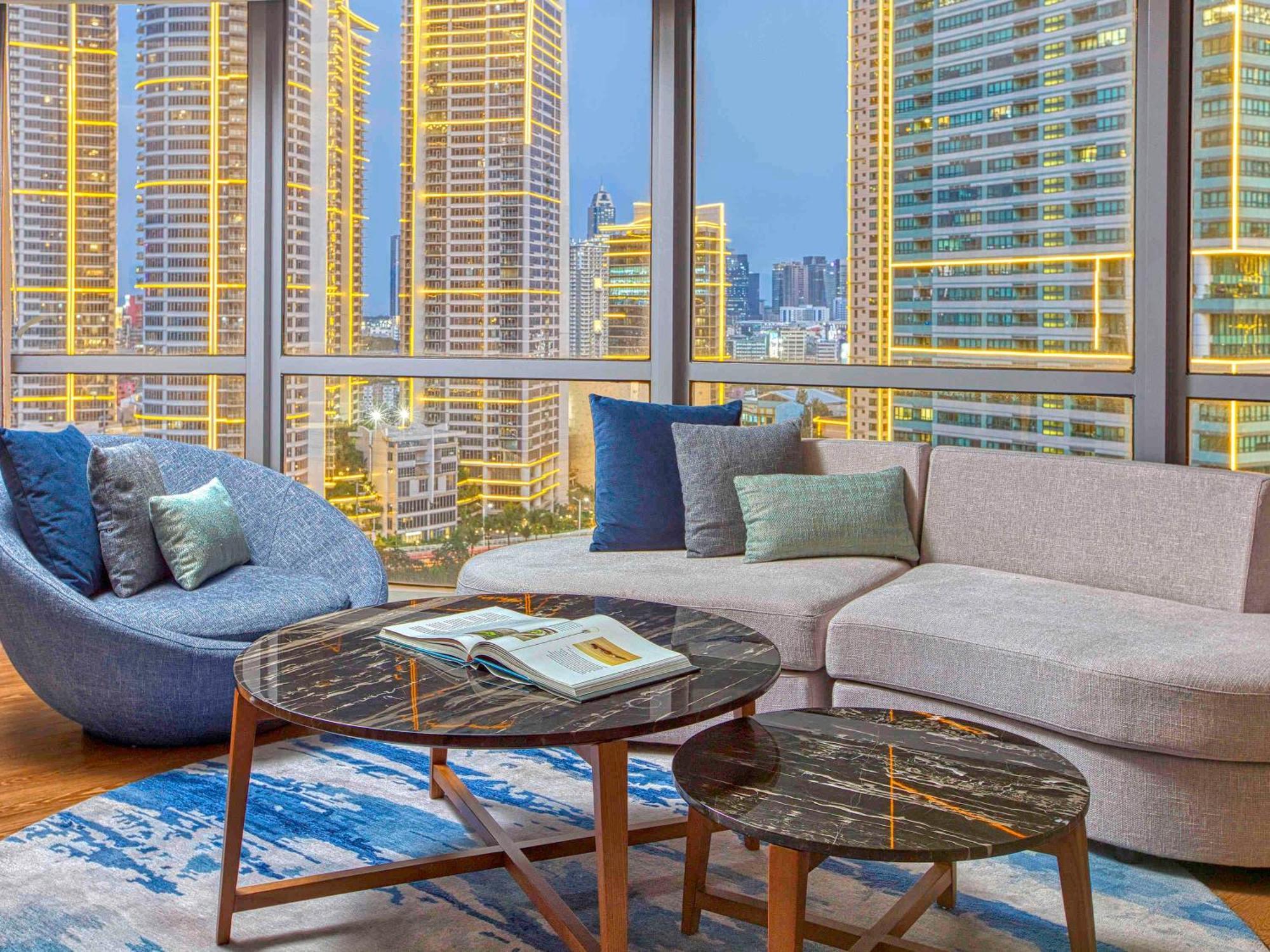 Novotel Suites Manila At Acqua Mandaluyong Exteriér fotografie