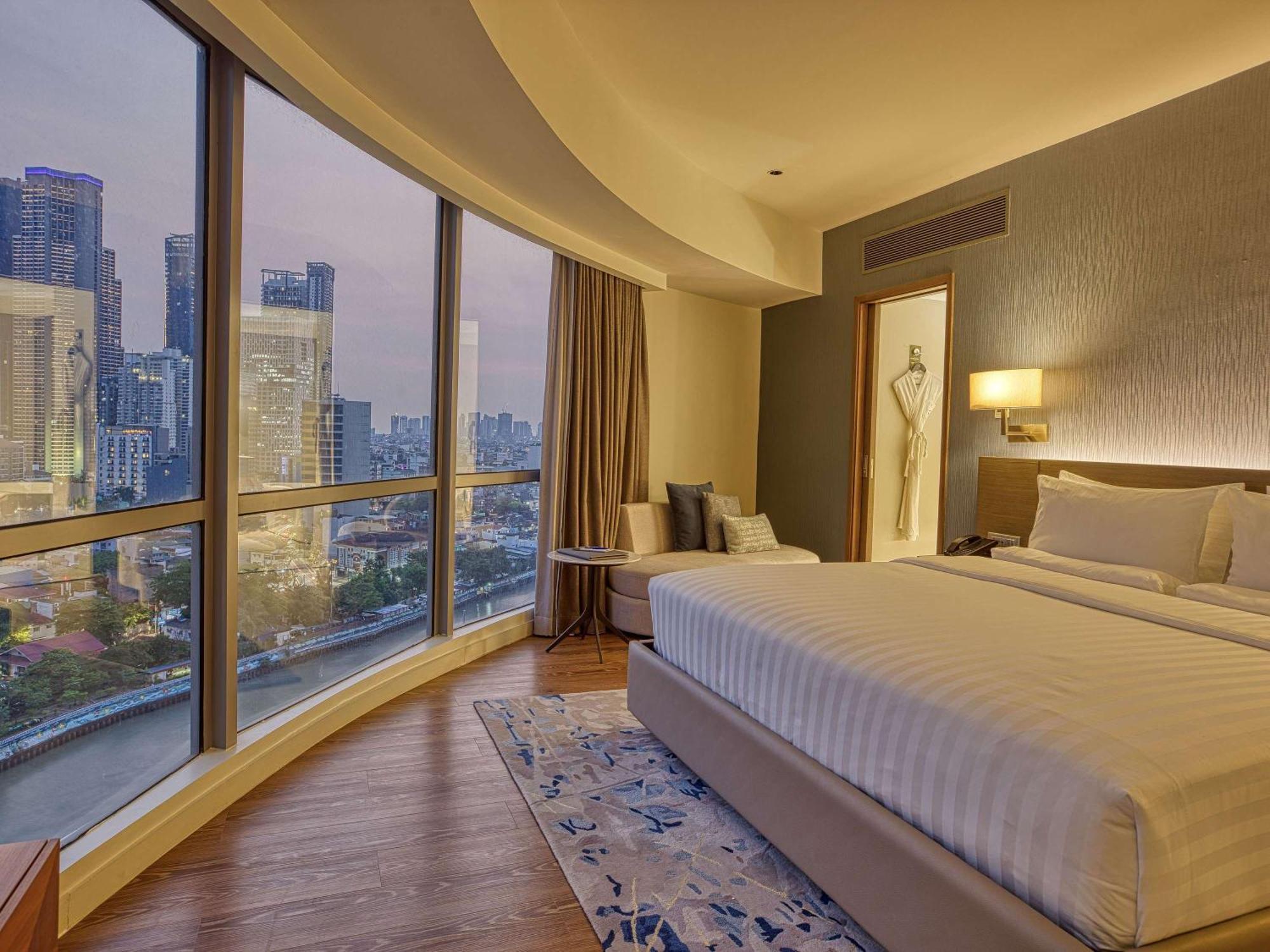 Novotel Suites Manila At Acqua Mandaluyong Exteriér fotografie